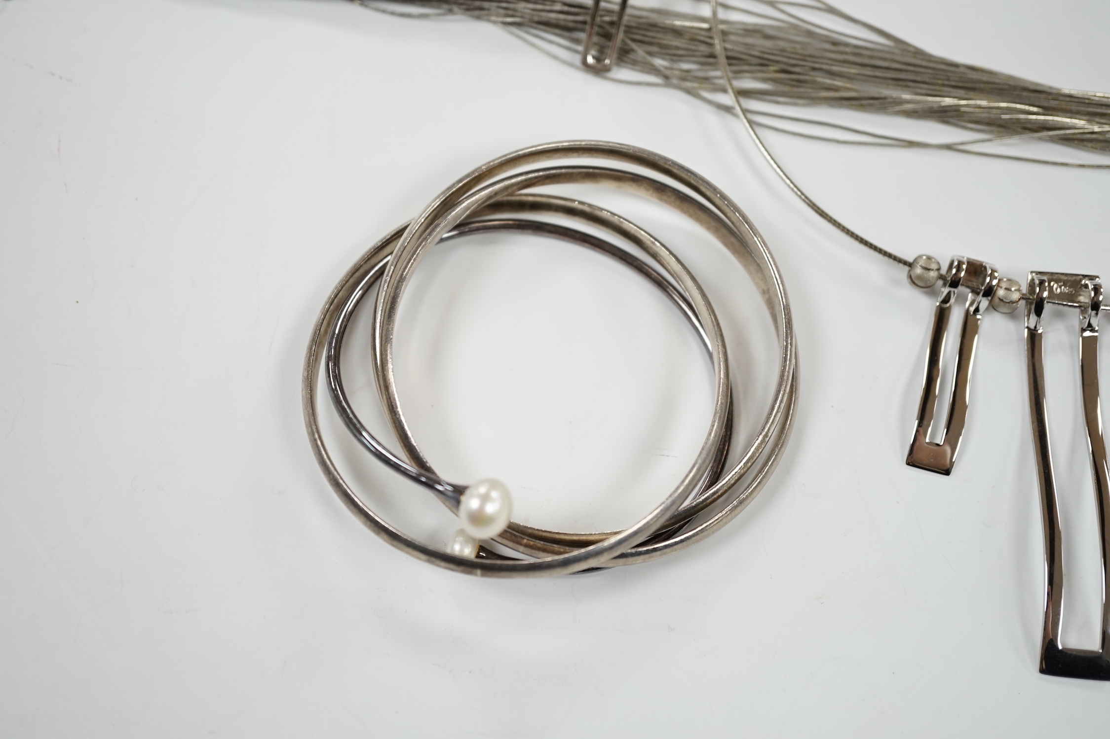 Contemporary 925 jewellery including necklace, ring earrings and two bracelets, etc.